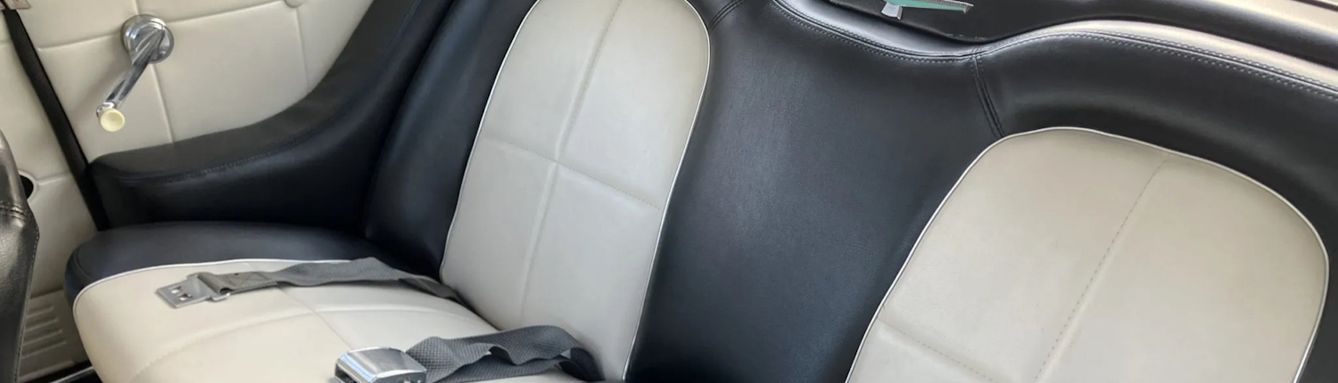 1960 Ford Thunderbird Coupe innen 1500x430